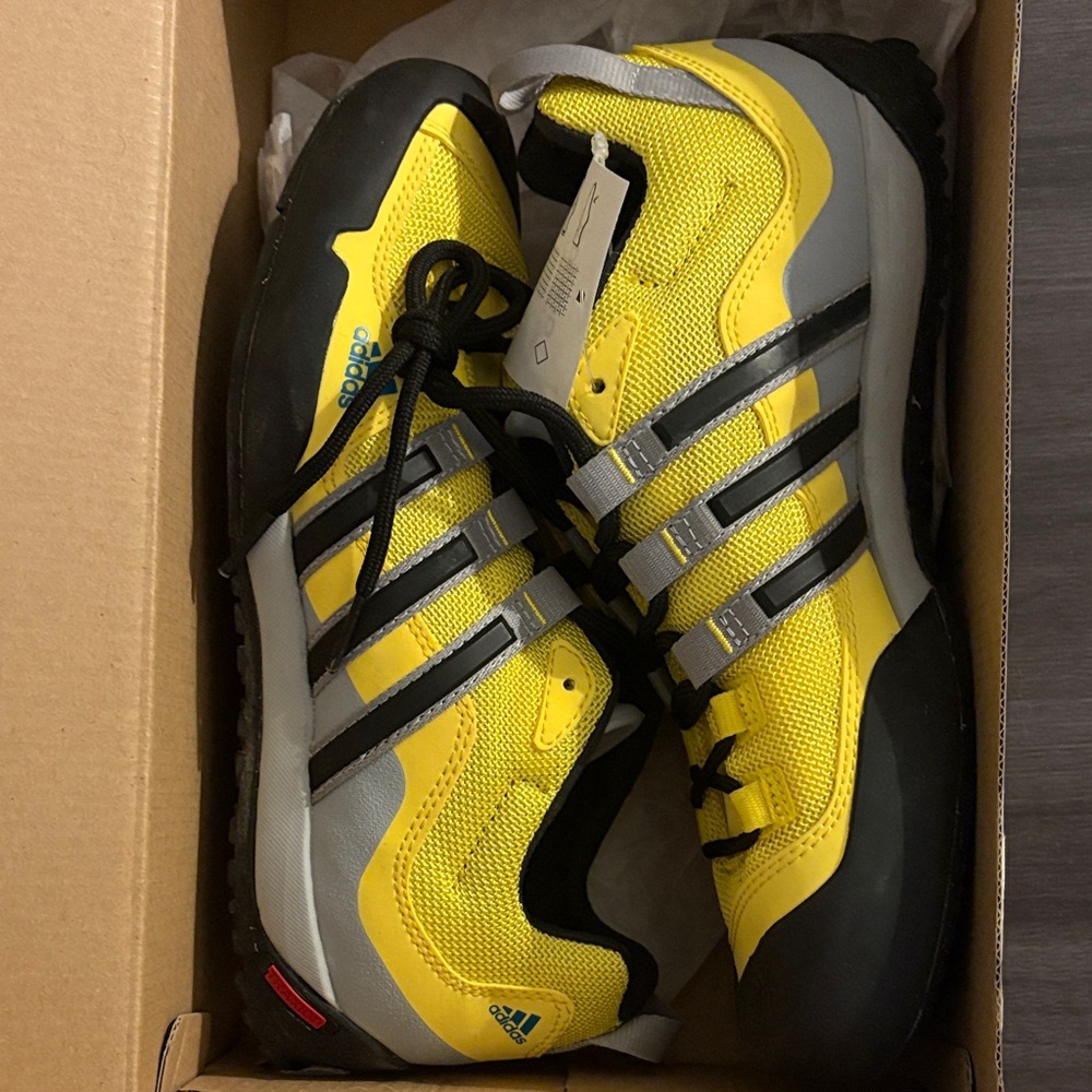 Adidas Terrex Swift Solo Men's Yellow and Black Tennis Shoes Size 6 Unisex NIB - Picture 4 of 6